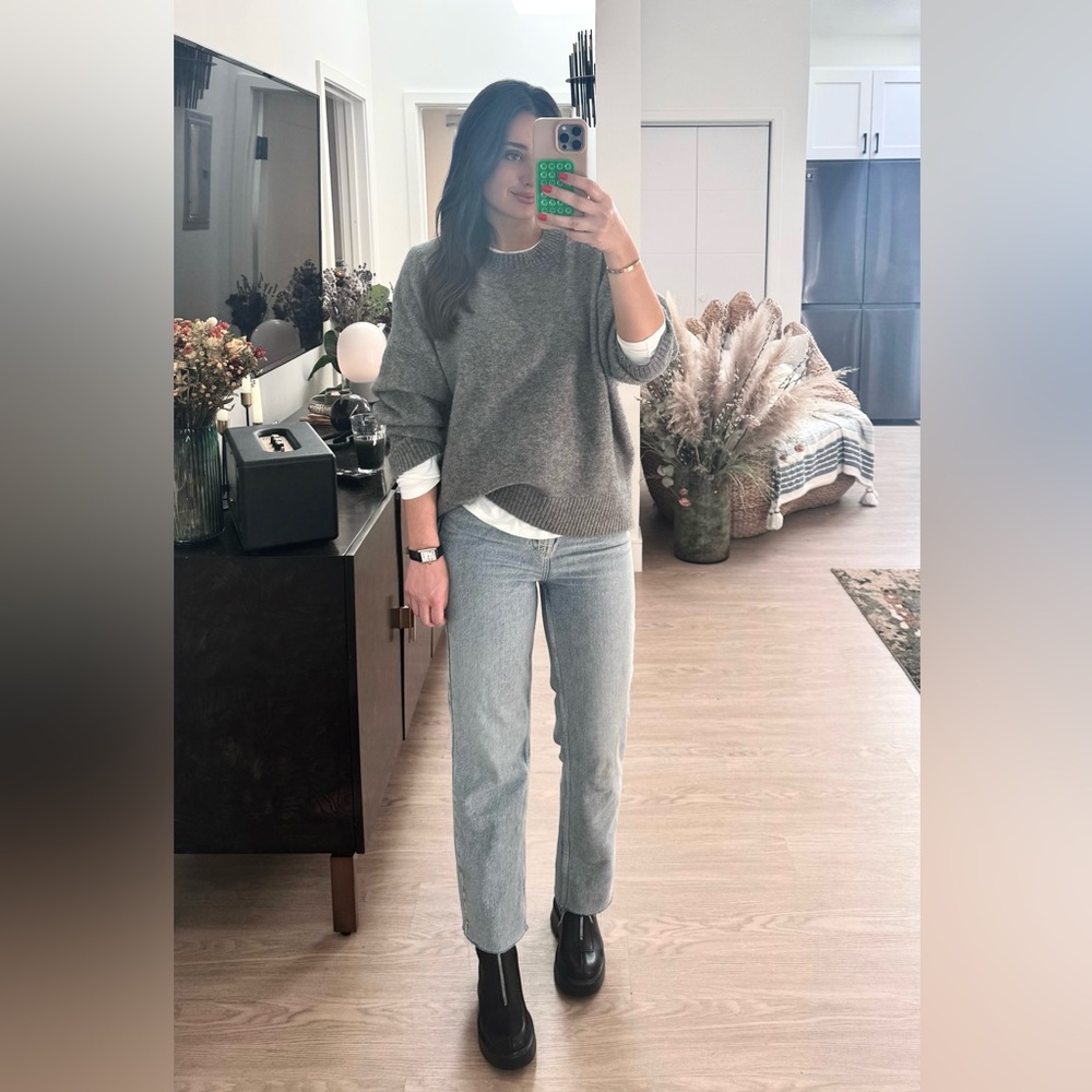 Zara Straight Low Rise Jeans - image 1